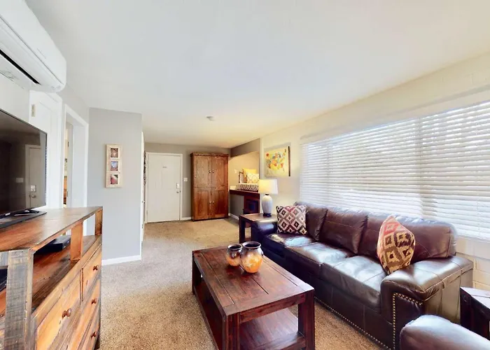 Downtown Cozy Home Base - Purple Sage 3